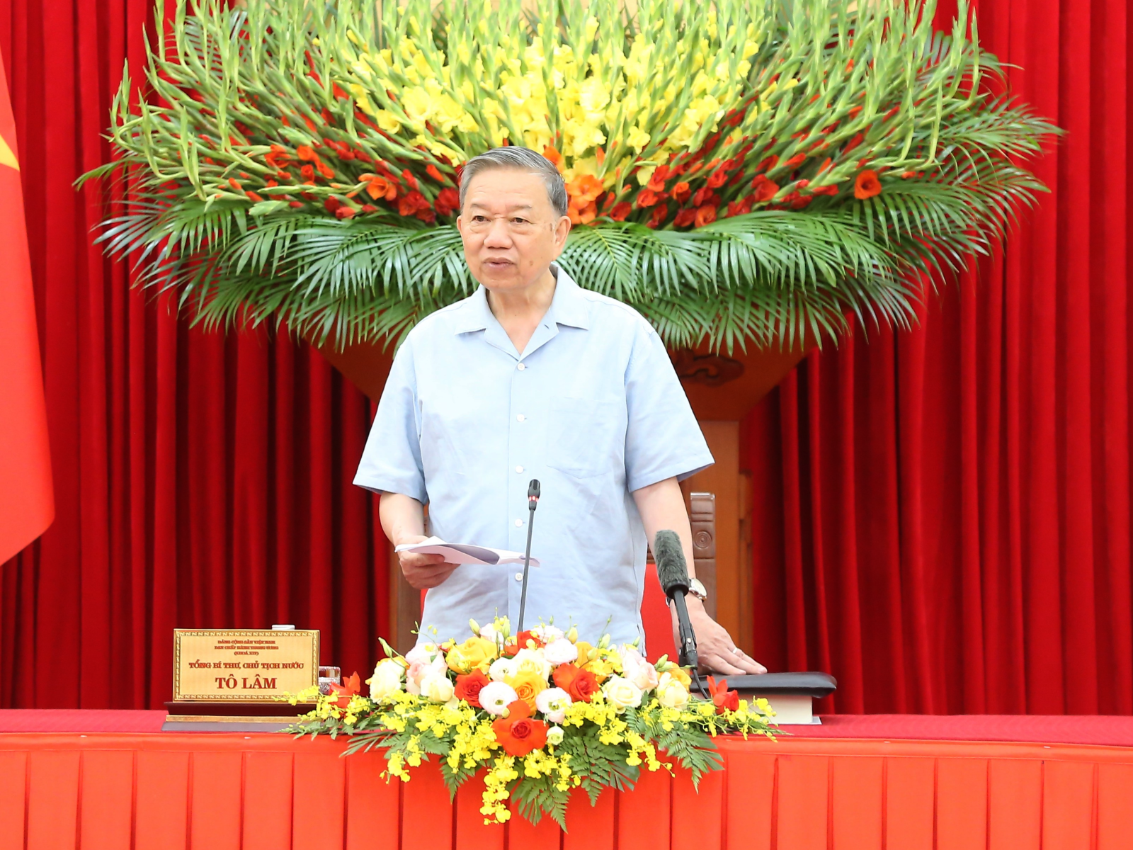 Anh-tin-bai